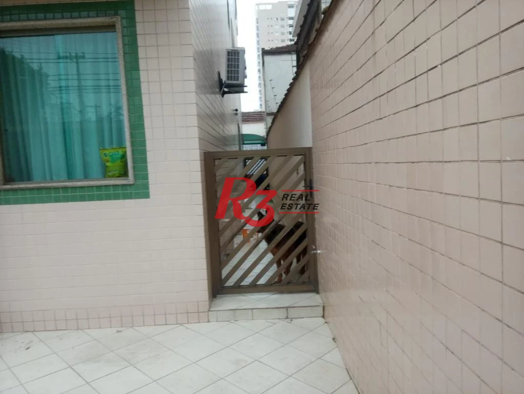 Casa Tríplex  à venda com 4 dormitórios, piscina, churrasqueira,  237 m² - Campo Grande - Santos/SP