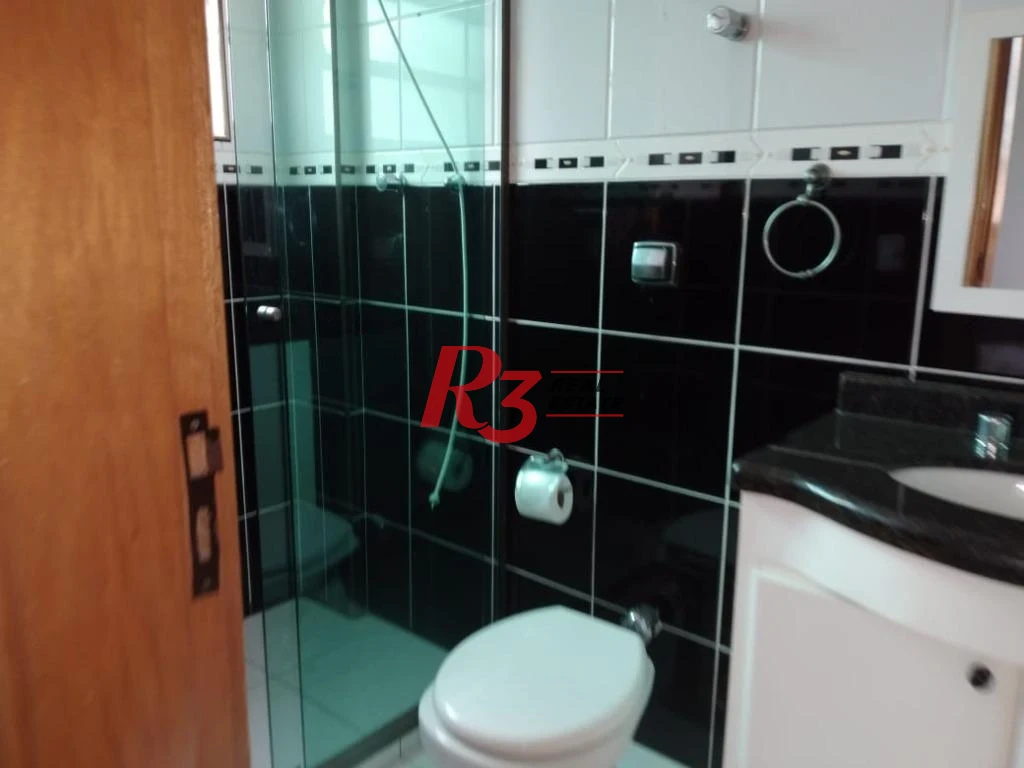 Casa Tríplex  à venda com 4 dormitórios, piscina, churrasqueira,  237 m² - Campo Grande - Santos/SP