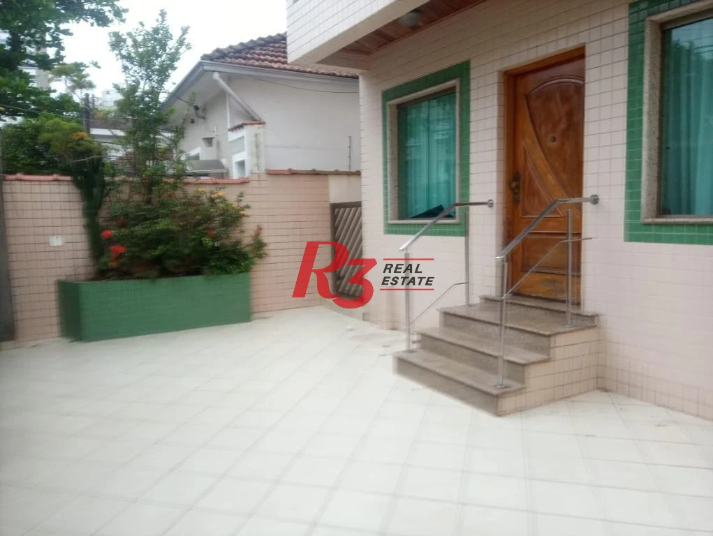 Casa Tríplex  à venda com 4 dormitórios, piscina, churrasqueira,  237 m² - Campo Grande - Santos/SP