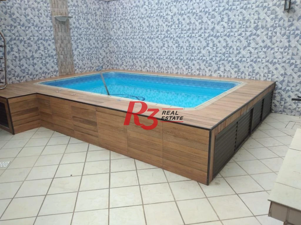 Casa Tríplex  à venda com 4 dormitórios, piscina, churrasqueira,  237 m² - Campo Grande - Santos/SP