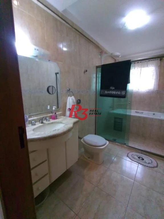 Casa Tríplex  à venda com 4 dormitórios, piscina, churrasqueira,  237 m² - Campo Grande - Santos/SP