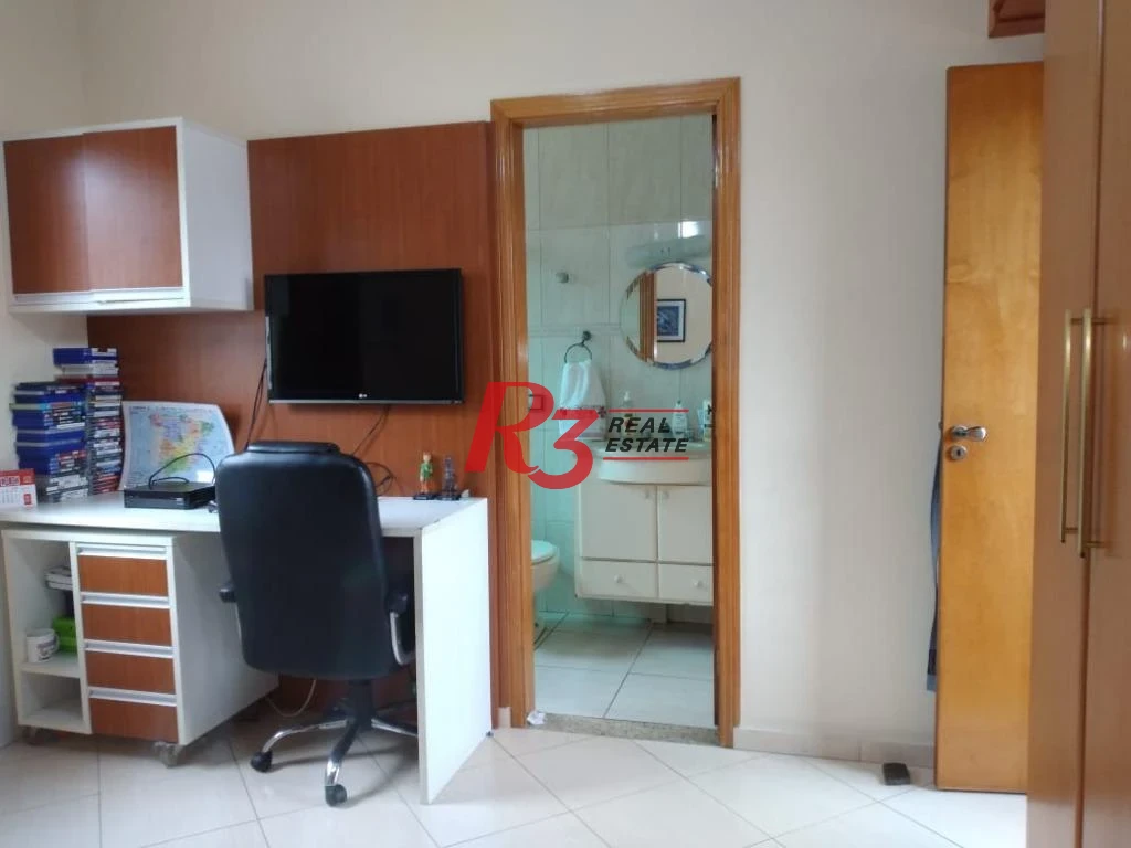 Casa Tríplex  à venda com 4 dormitórios, piscina, churrasqueira,  237 m² - Campo Grande - Santos/SP
