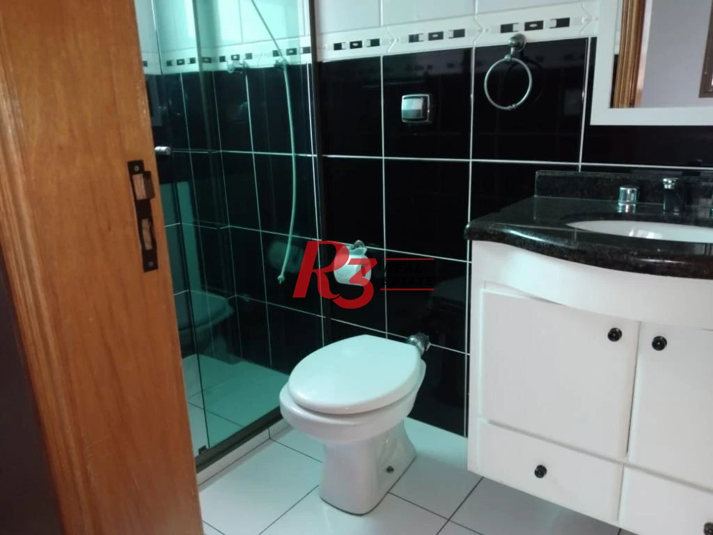 Casa Tríplex  à venda com 4 dormitórios, piscina, churrasqueira,  237 m² - Campo Grande - Santos/SP