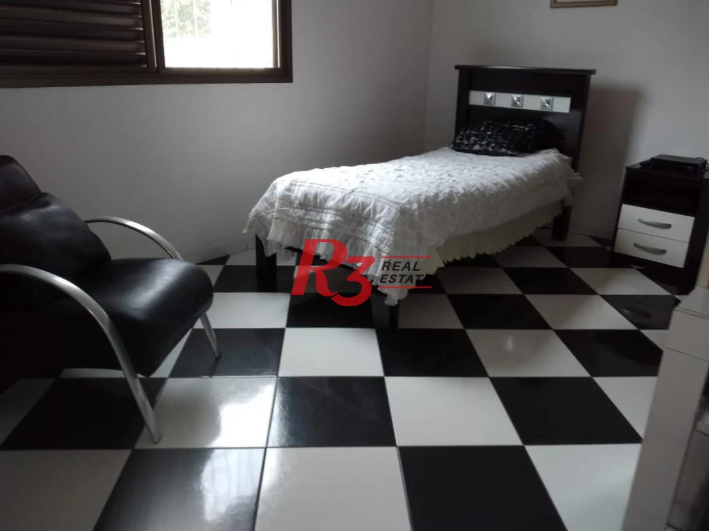 Casa Tríplex  à venda com 4 dormitórios, piscina, churrasqueira,  237 m² - Campo Grande - Santos/SP