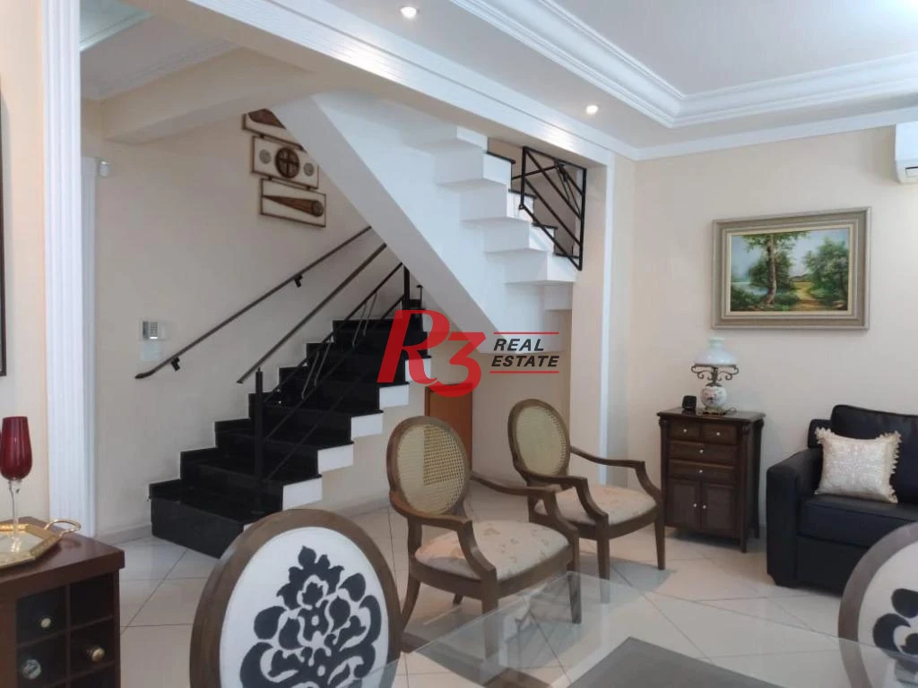 Casa Tríplex  à venda com 4 dormitórios, piscina, churrasqueira,  237 m² - Campo Grande - Santos/SP