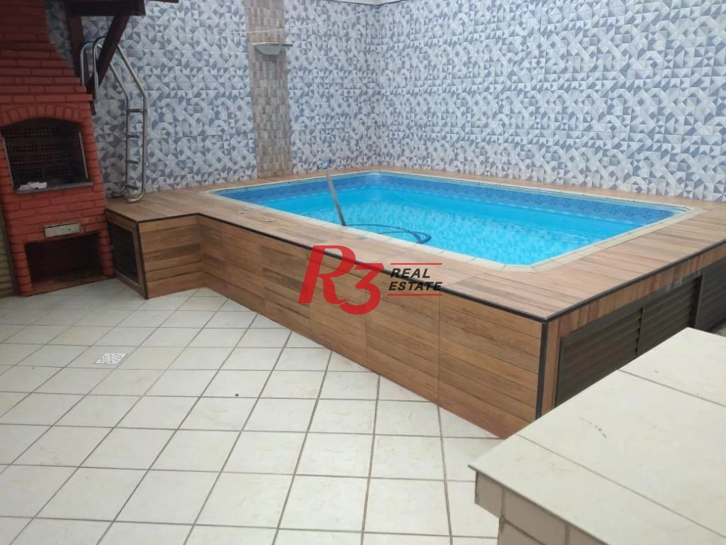 Casa Tríplex  à venda com 4 dormitórios, piscina, churrasqueira,  237 m² - Campo Grande - Santos/SP