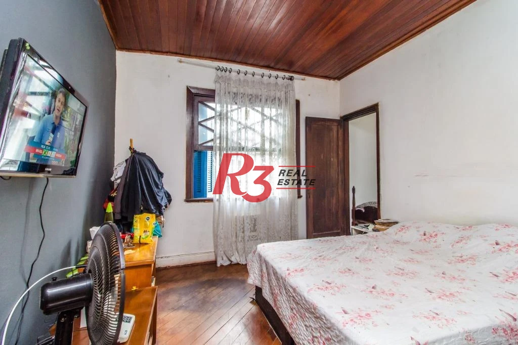 Sobrado com 3 dormitórios à venda, 218 m² - Itararé - São Vicente/SP