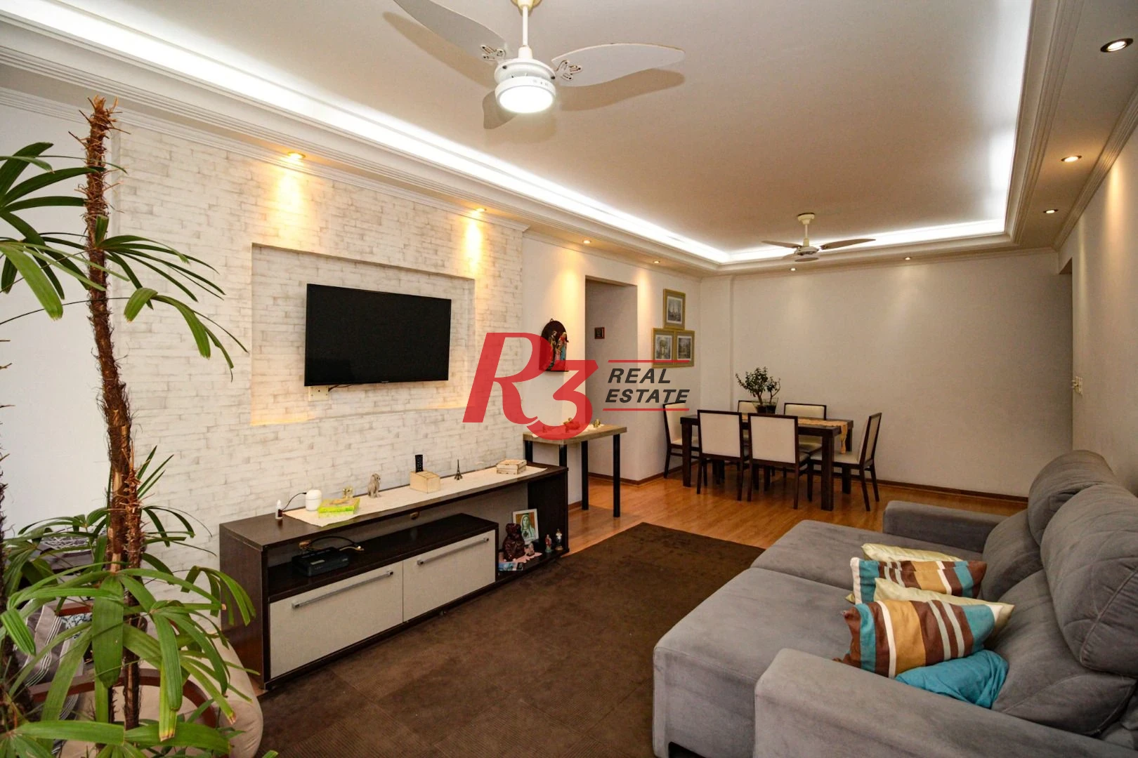 Apartamento com 2 dormitórios à venda, 109 m² por R$ 650.000,00 - José Menino - Santos/SP