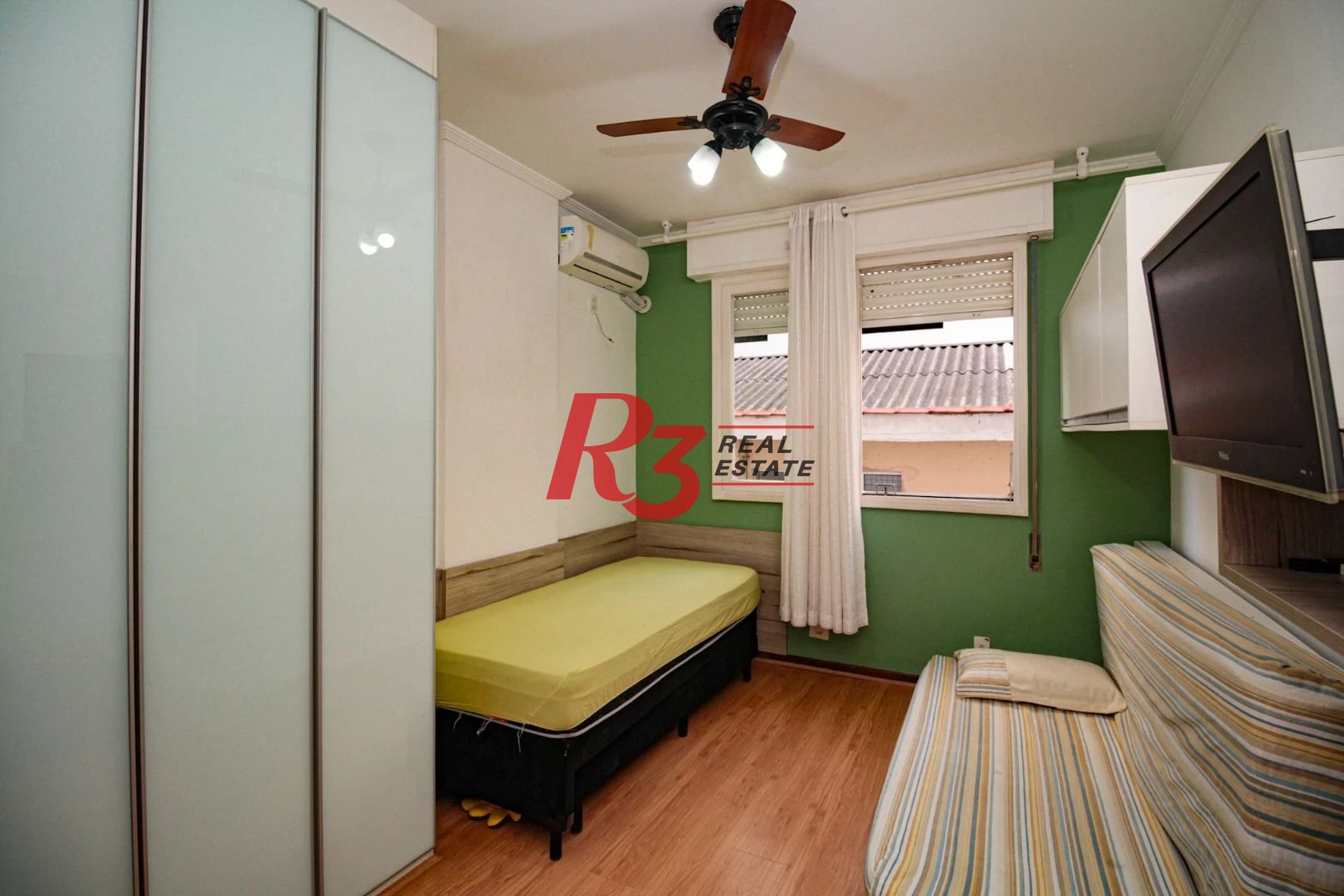 Apartamento com 2 dormitórios à venda, 109 m² por R$ 650.000,00 - José Menino - Santos/SP