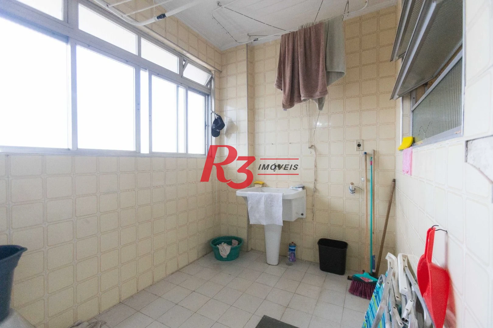 Cobertura com 3 dormitórios à venda, 200 m² por R$ 650.000,00 - Embaré - Santos/SP