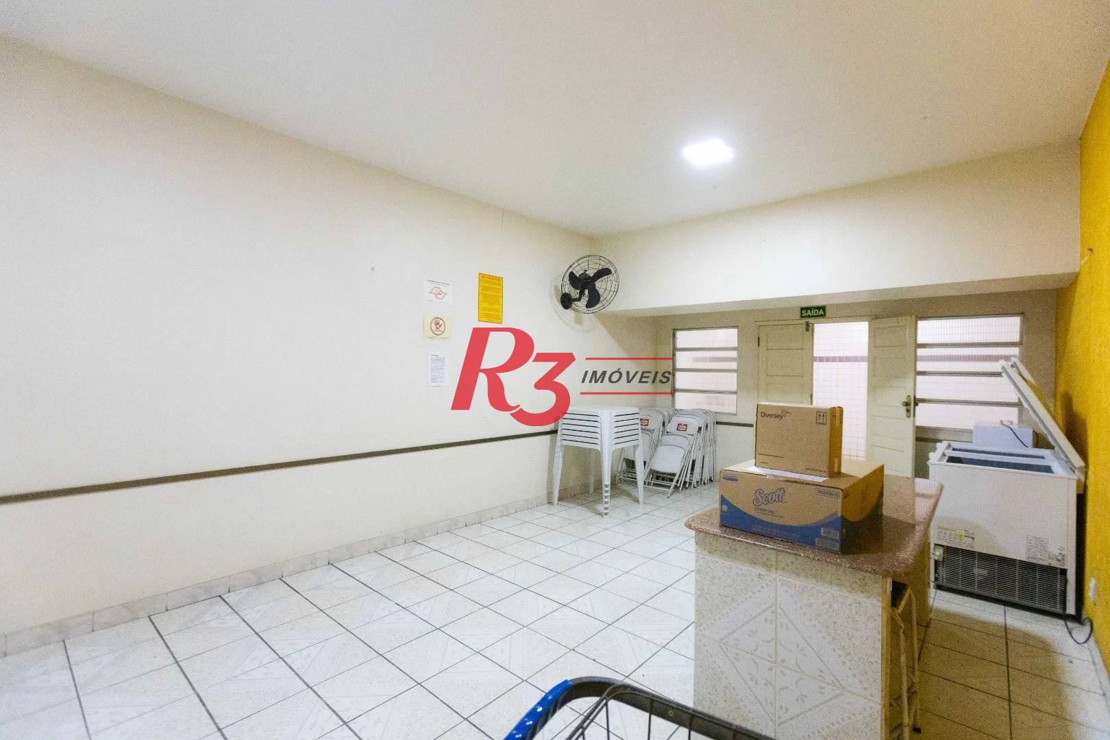 Cobertura com 3 dormitórios à venda, 200 m² por R$ 650.000,00 - Embaré - Santos/SP
