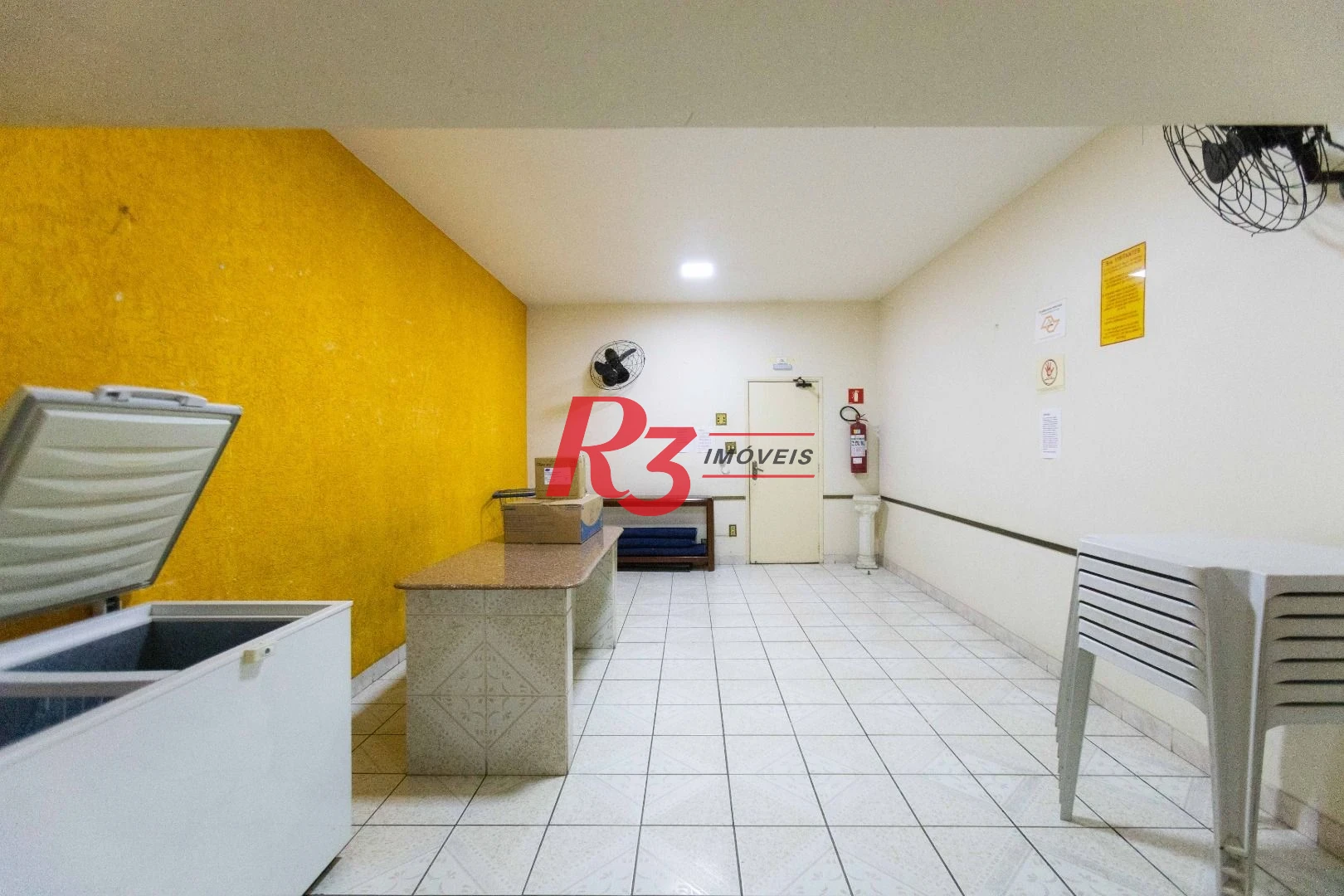 Cobertura com 3 dormitórios à venda, 200 m² por R$ 650.000,00 - Embaré - Santos/SP