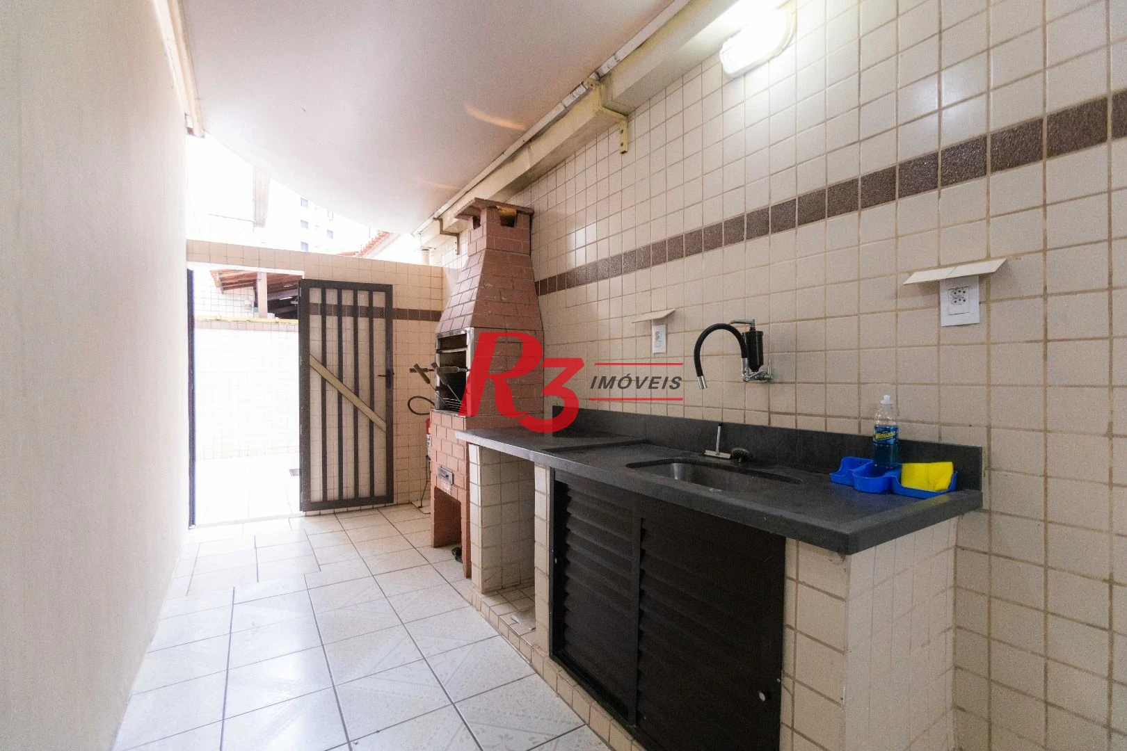 Cobertura com 3 dormitórios à venda, 200 m² por R$ 650.000,00 - Embaré - Santos/SP