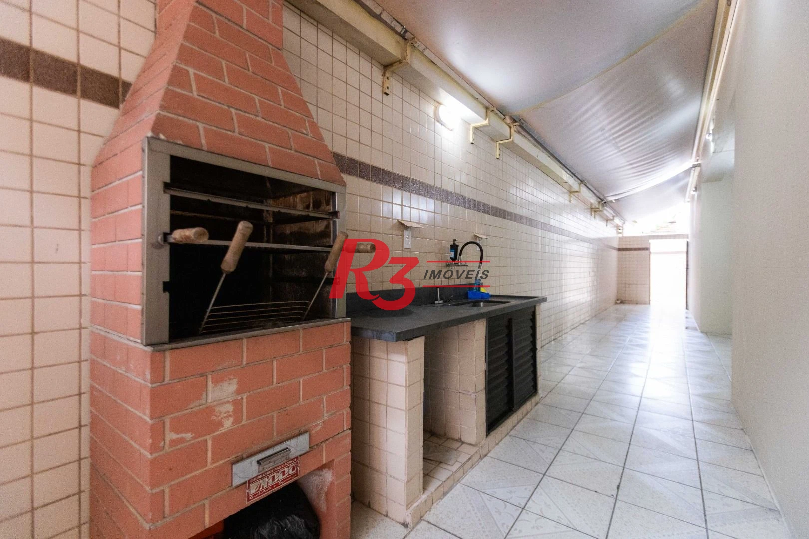 Cobertura com 3 dormitórios à venda, 200 m² por R$ 650.000,00 - Embaré - Santos/SP