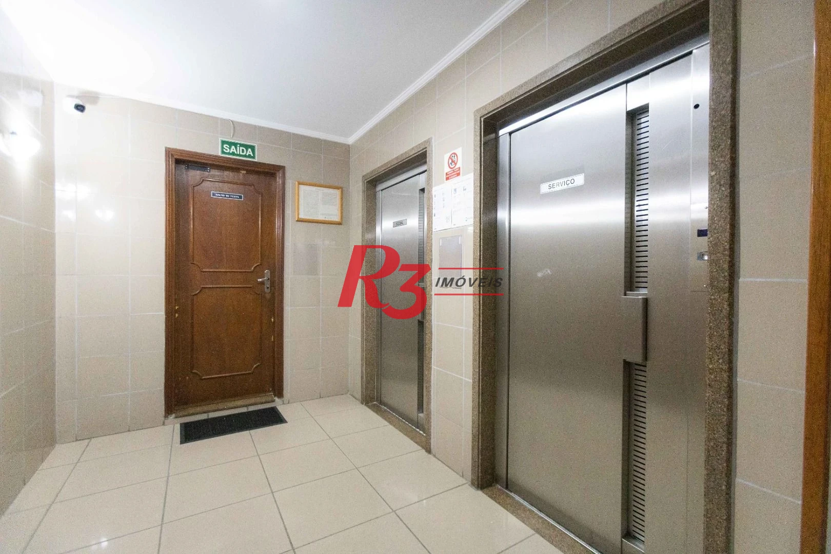Cobertura com 3 dormitórios à venda, 200 m² por R$ 650.000,00 - Embaré - Santos/SP
