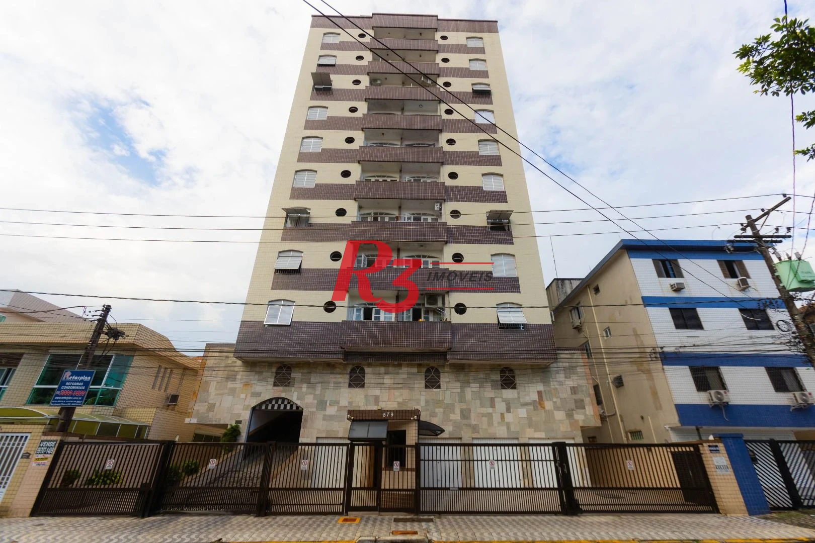 Cobertura com 3 dormitórios à venda, 200 m² por R$ 650.000,00 - Embaré - Santos/SP