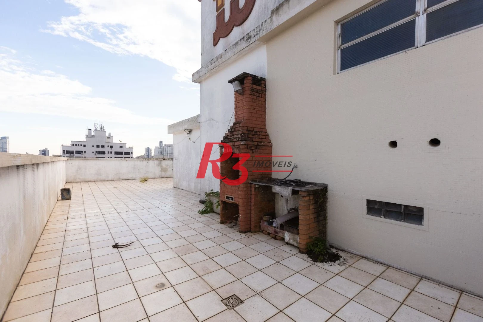 Cobertura com 3 dormitórios à venda, 200 m² por R$ 650.000,00 - Embaré - Santos/SP