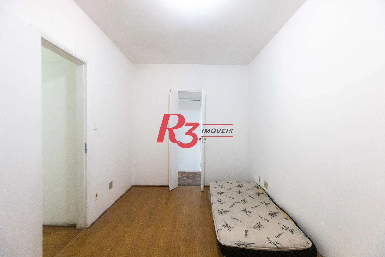 Cobertura com 3 dormitórios à venda, 200 m² por R$ 650.000,00 - Embaré - Santos/SP
