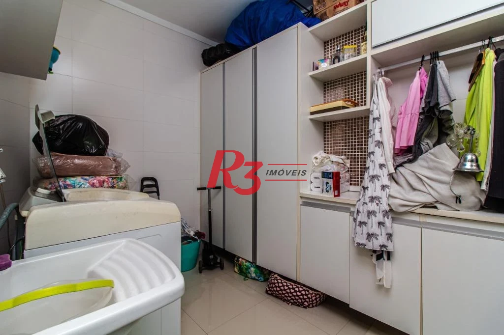 Apartamento com 3 dormitórios à venda, 197 m² por R$ 1.190.000,00 - Gonzaga - Santos/SP
