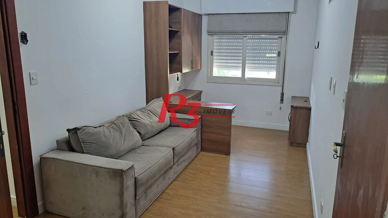 Apartamento com 3 dormitórios à venda, 184 m² por R$ 980.000,00 - Gonzaga - Santos/SP