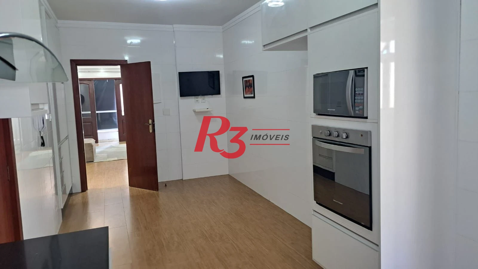 Apartamento com 3 dormitórios à venda, 184 m² por R$ 980.000,00 - Gonzaga - Santos/SP