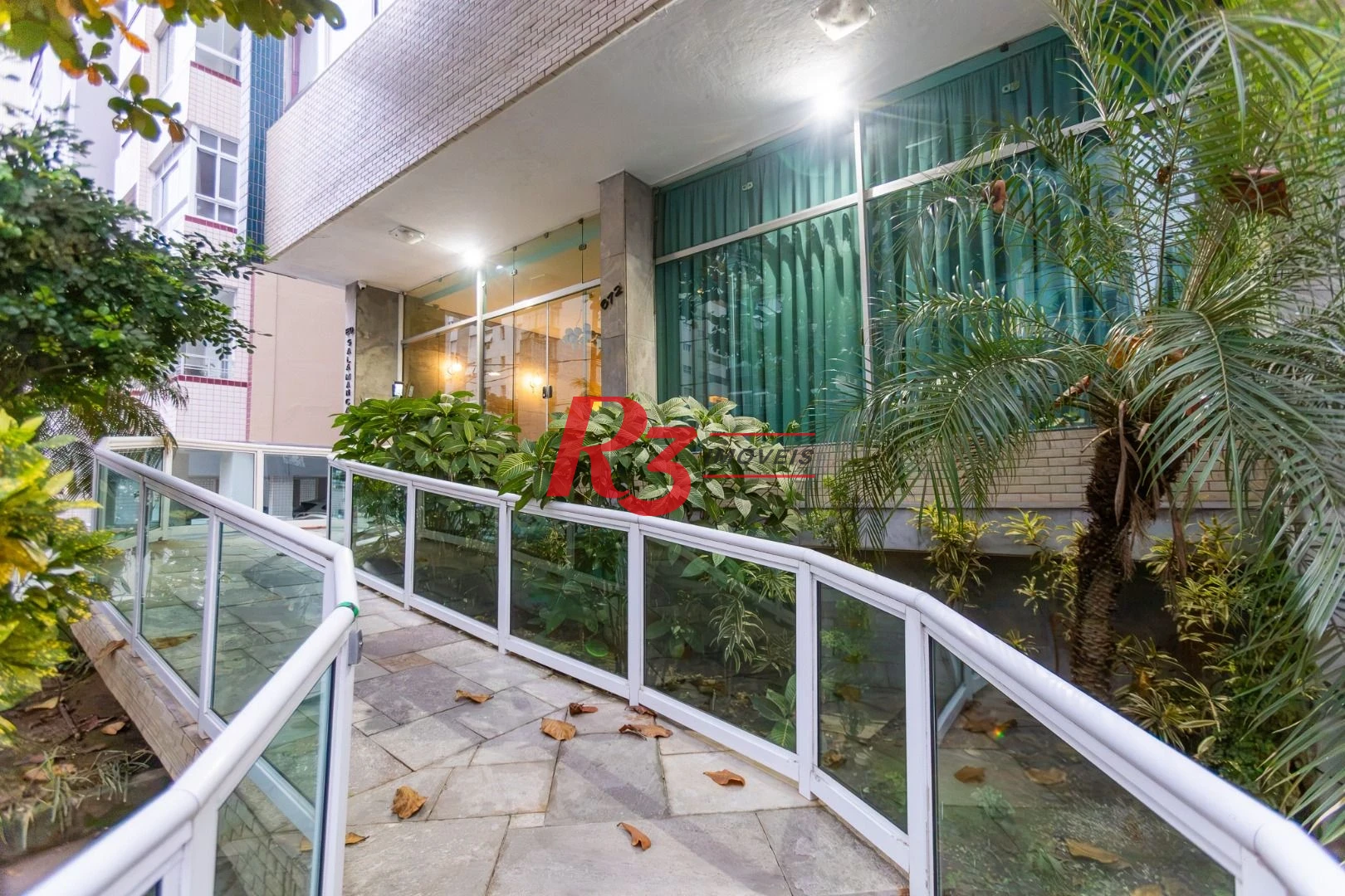 Apartamento com 3 dormitórios à venda, 210 m² por R$ 1.915.000,00 - Embaré - Santos/SP