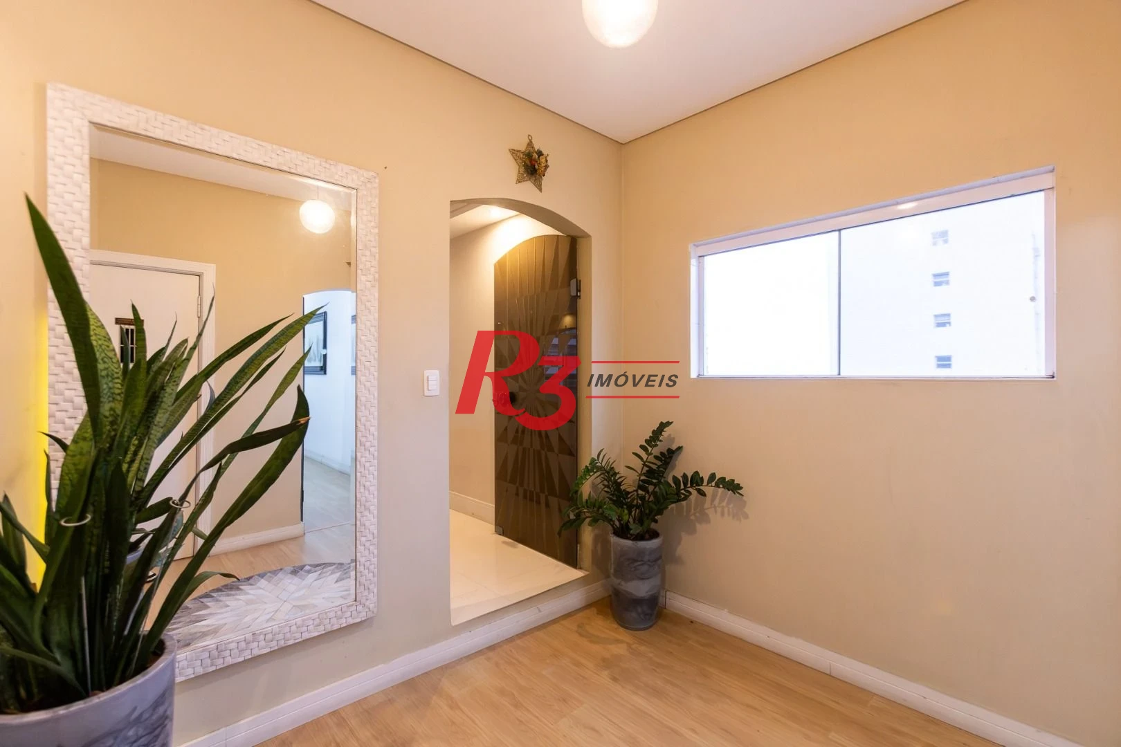 Apartamento com 3 dormitórios à venda, 210 m² por R$ 1.915.000,00 - Embaré - Santos/SP