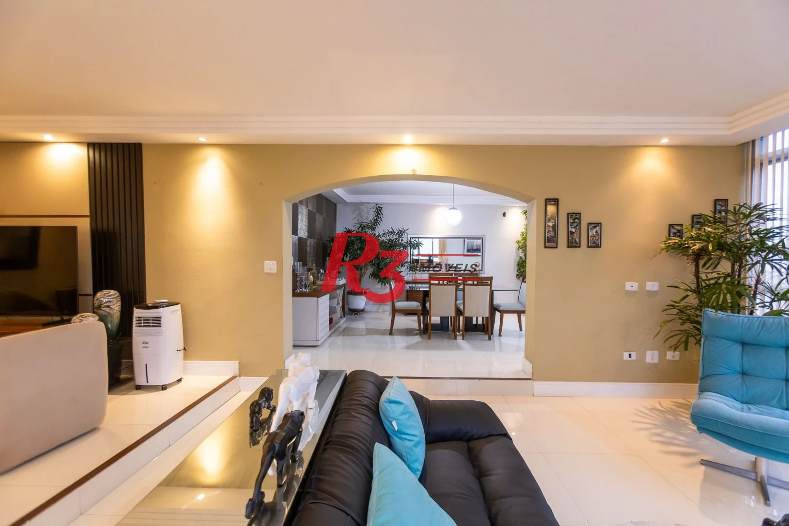 Apartamento com 3 dormitórios à venda, 210 m² por R$ 1.915.000,00 - Embaré - Santos/SP