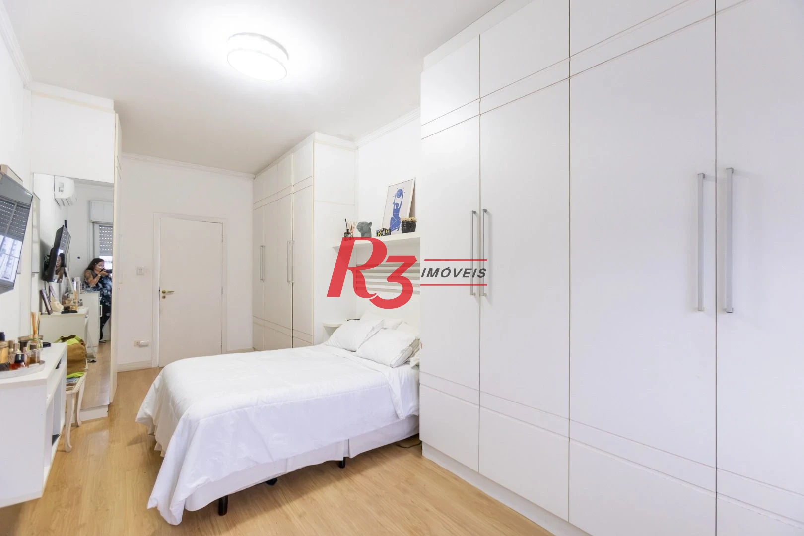 Apartamento com 3 dormitórios à venda, 210 m² por R$ 1.915.000,00 - Embaré - Santos/SP