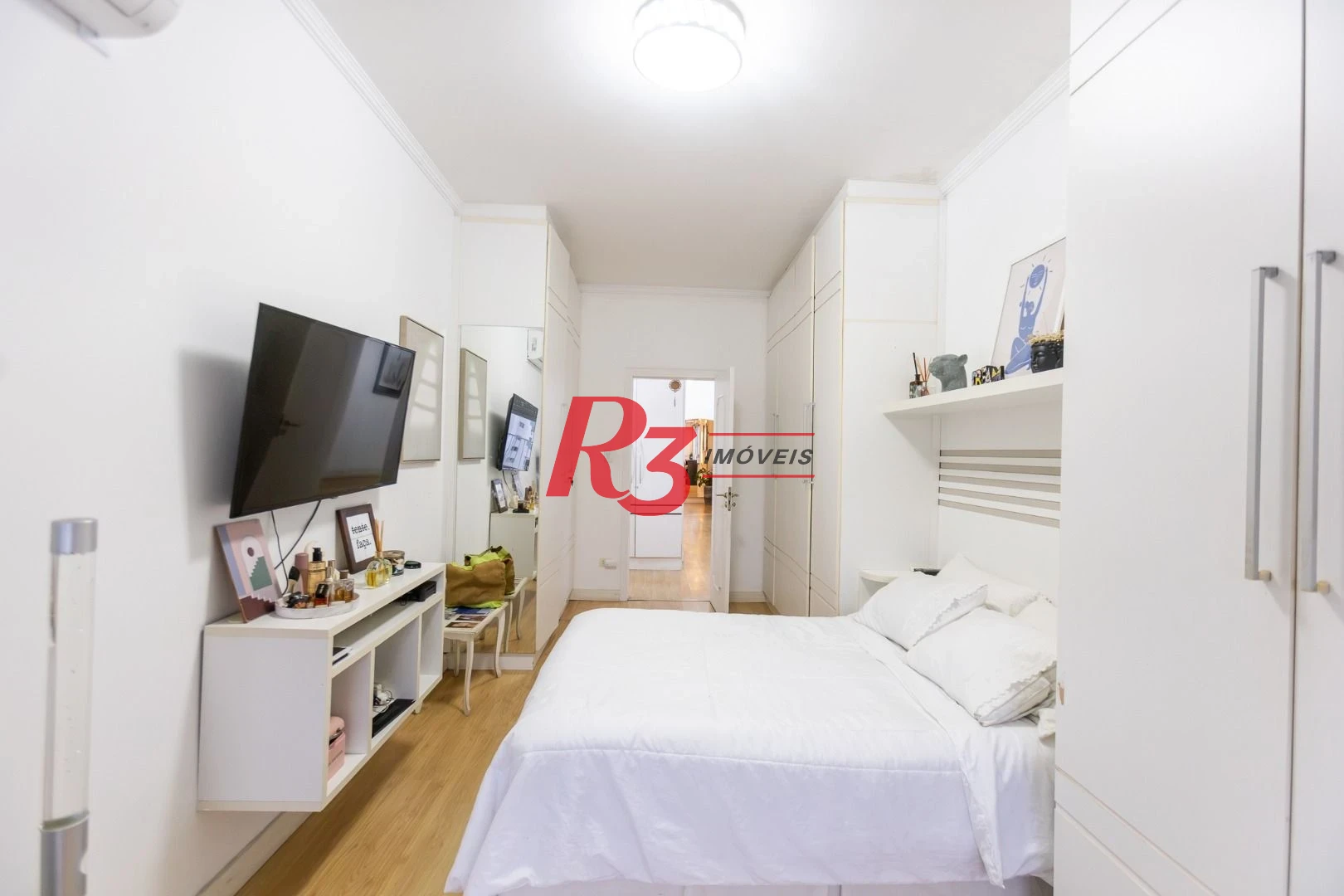 Apartamento com 3 dormitórios à venda, 210 m² por R$ 1.915.000,00 - Embaré - Santos/SP