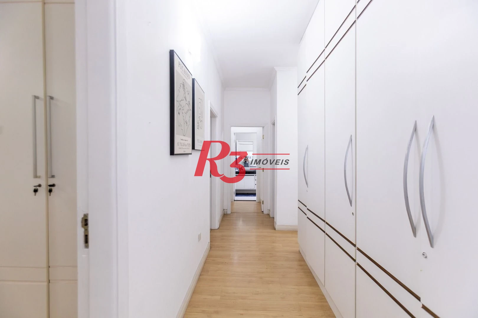 Apartamento com 3 dormitórios à venda, 210 m² por R$ 1.915.000,00 - Embaré - Santos/SP