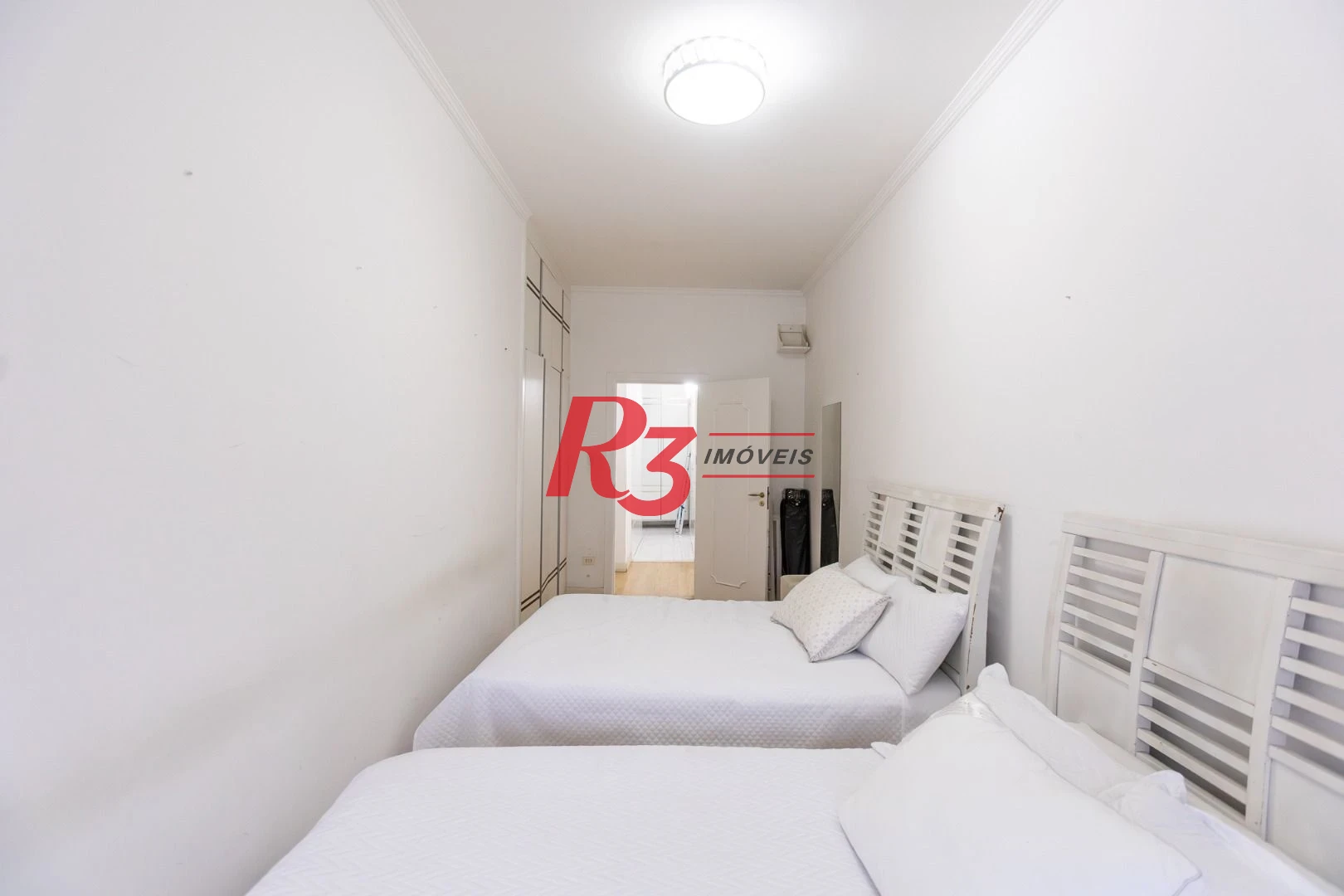 Apartamento com 3 dormitórios à venda, 210 m² por R$ 1.915.000,00 - Embaré - Santos/SP