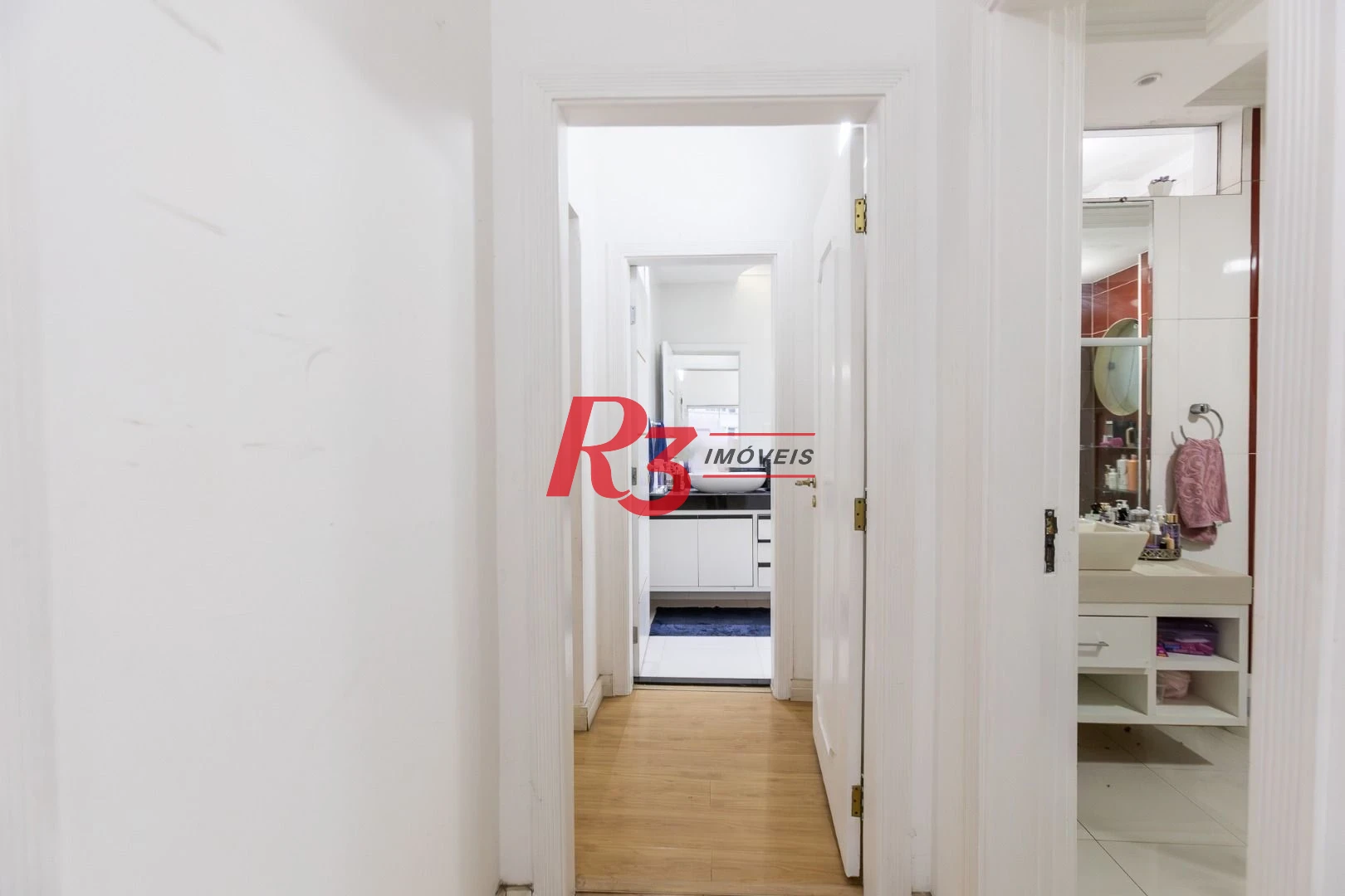 Apartamento com 3 dormitórios à venda, 210 m² por R$ 1.915.000,00 - Embaré - Santos/SP