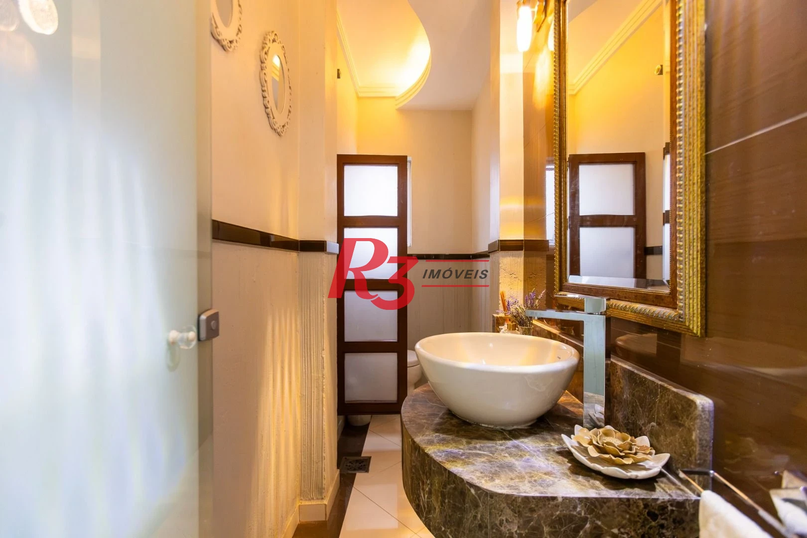 Apartamento com 3 dormitórios à venda, 210 m² por R$ 1.915.000,00 - Embaré - Santos/SP