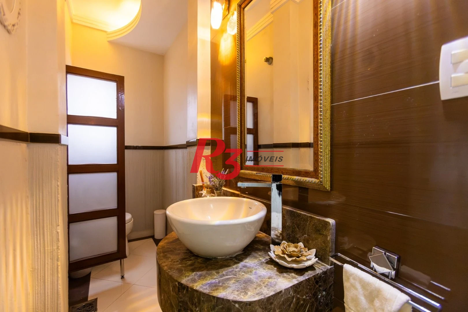 Apartamento com 3 dormitórios à venda, 210 m² por R$ 1.915.000,00 - Embaré - Santos/SP