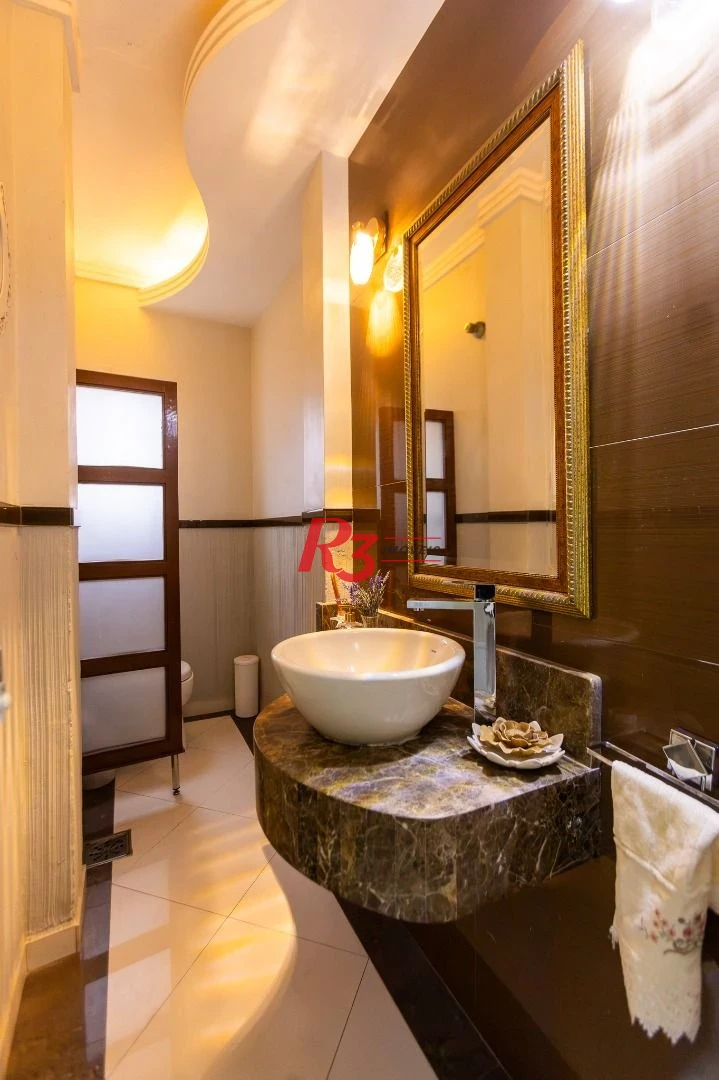 Apartamento com 3 dormitórios à venda, 210 m² por R$ 1.915.000,00 - Embaré - Santos/SP