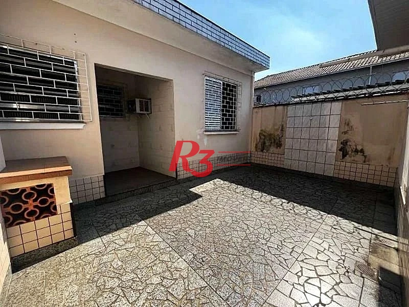 Casa com 3 dormitórios à venda, 199 m² por R$ 520.000,00 - Vila Cascatinha - São Vicente/SP