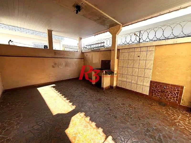 Casa com 3 dormitórios à venda, 199 m² por R$ 520.000,00 - Vila Cascatinha - São Vicente/SP