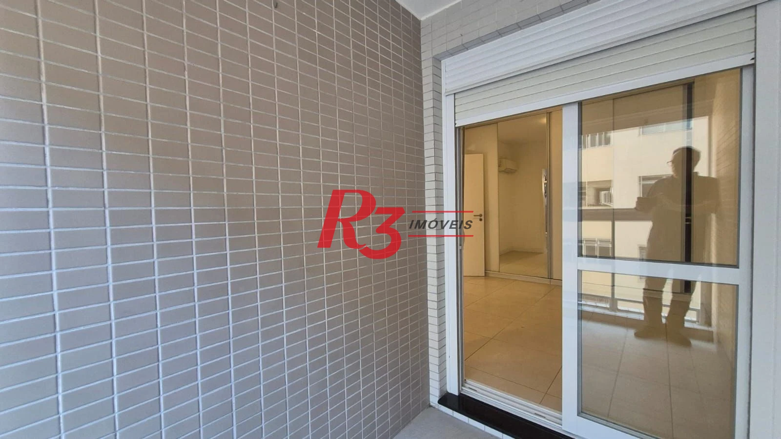 Apartamento com 2 dormitórios para alugar, 80 m² por R$ 6.700,02/mês - Gonzaga - Santos/SP