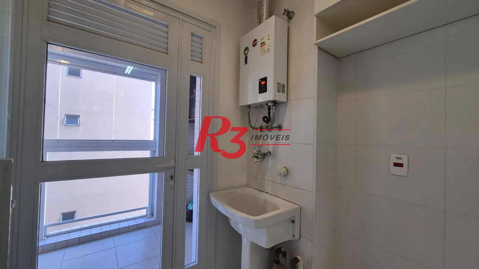 Apartamento com 2 dormitórios para alugar, 80 m² por R$ 6.700,02/mês - Gonzaga - Santos/SP