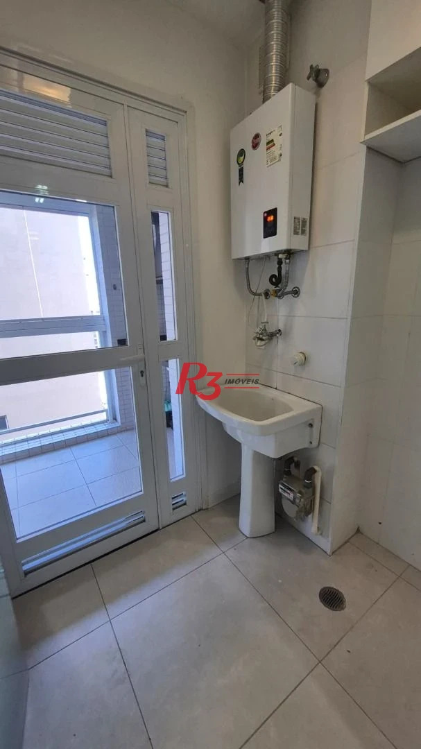 Apartamento com 2 dormitórios para alugar, 80 m² por R$ 6.700,02/mês - Gonzaga - Santos/SP