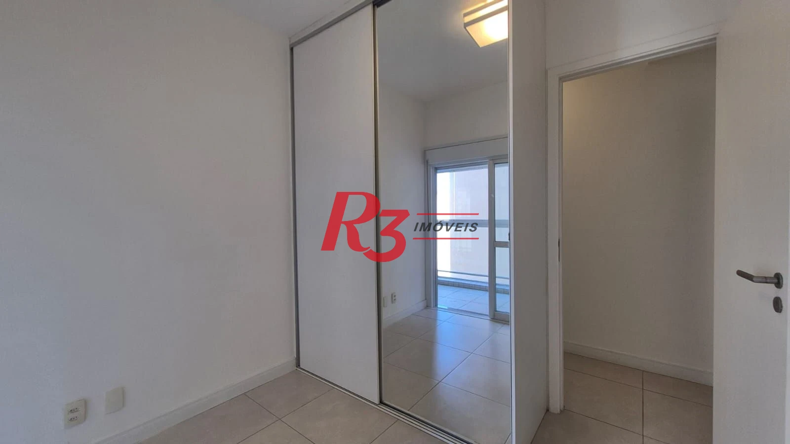 Apartamento com 2 dormitórios para alugar, 80 m² por R$ 6.700,02/mês - Gonzaga - Santos/SP