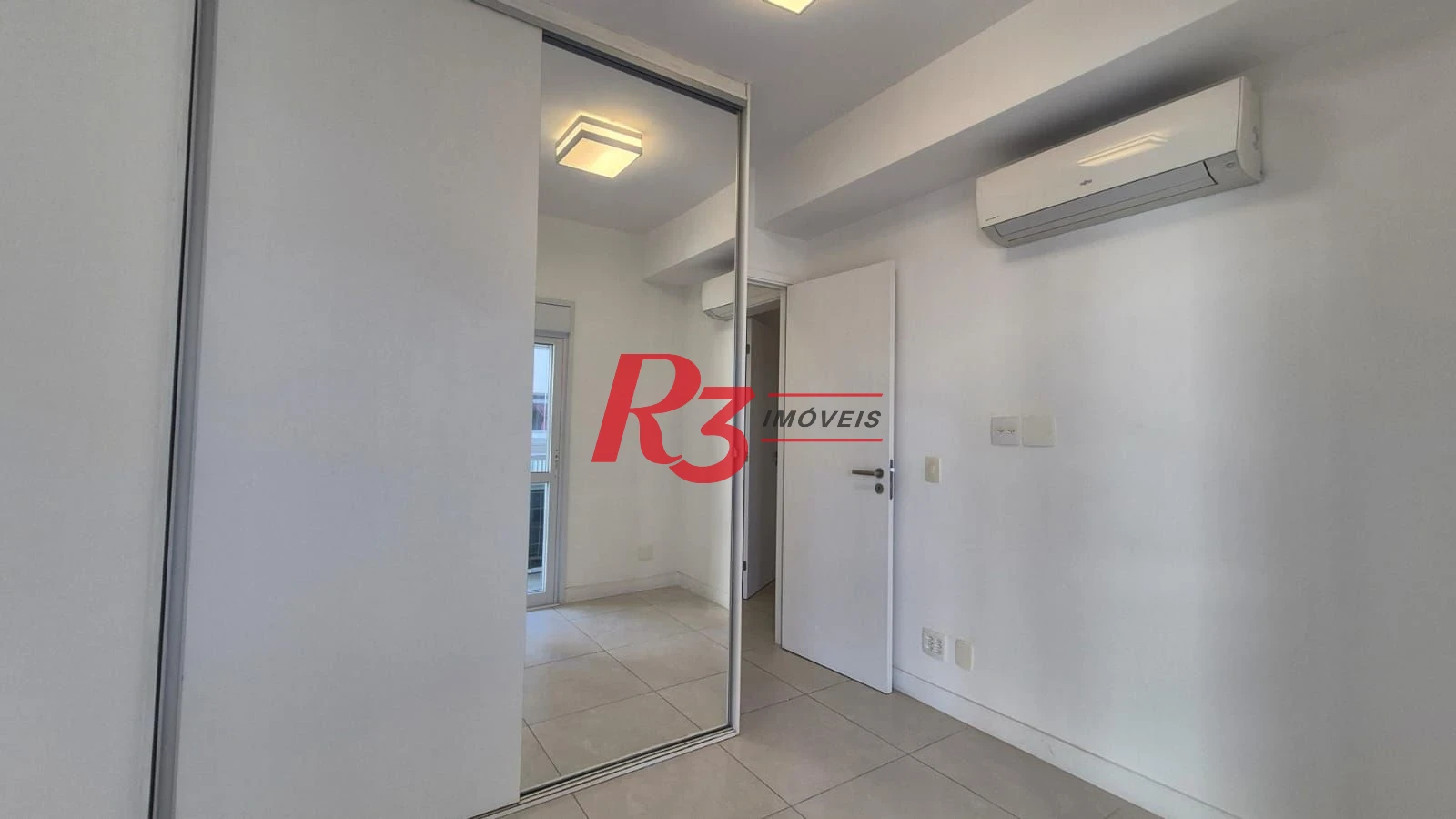 Apartamento com 2 dormitórios para alugar, 80 m² por R$ 6.700,02/mês - Gonzaga - Santos/SP