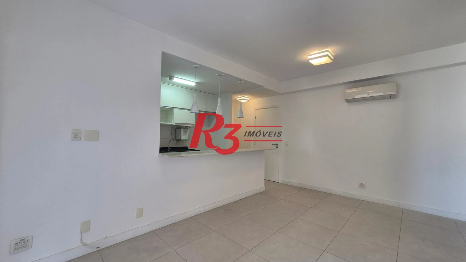 Apartamento com 2 dormitórios para alugar, 80 m² por R$ 6.700,02/mês - Gonzaga - Santos/SP
