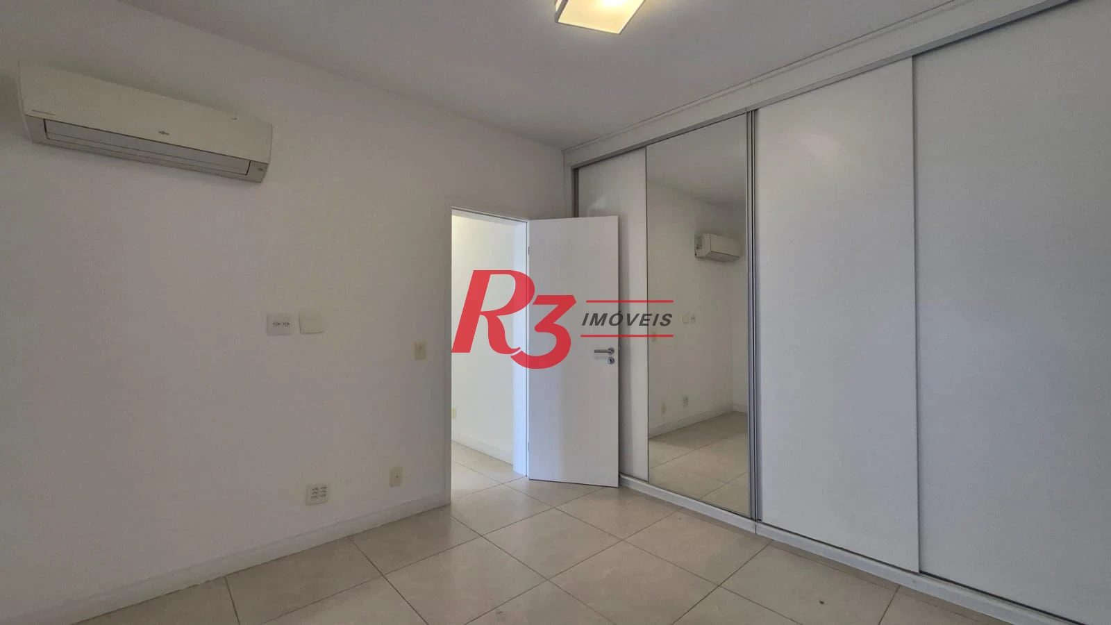 Apartamento com 2 dormitórios para alugar, 80 m² por R$ 6.700,02/mês - Gonzaga - Santos/SP