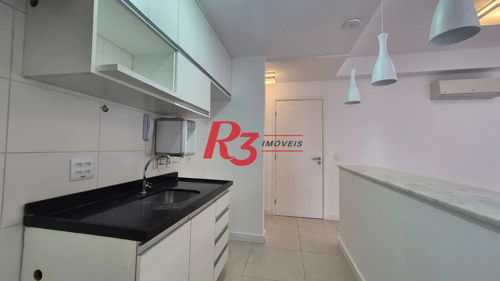 Apartamento com 2 dormitórios para alugar, 80 m² por R$ 6.700,02/mês - Gonzaga - Santos/SP