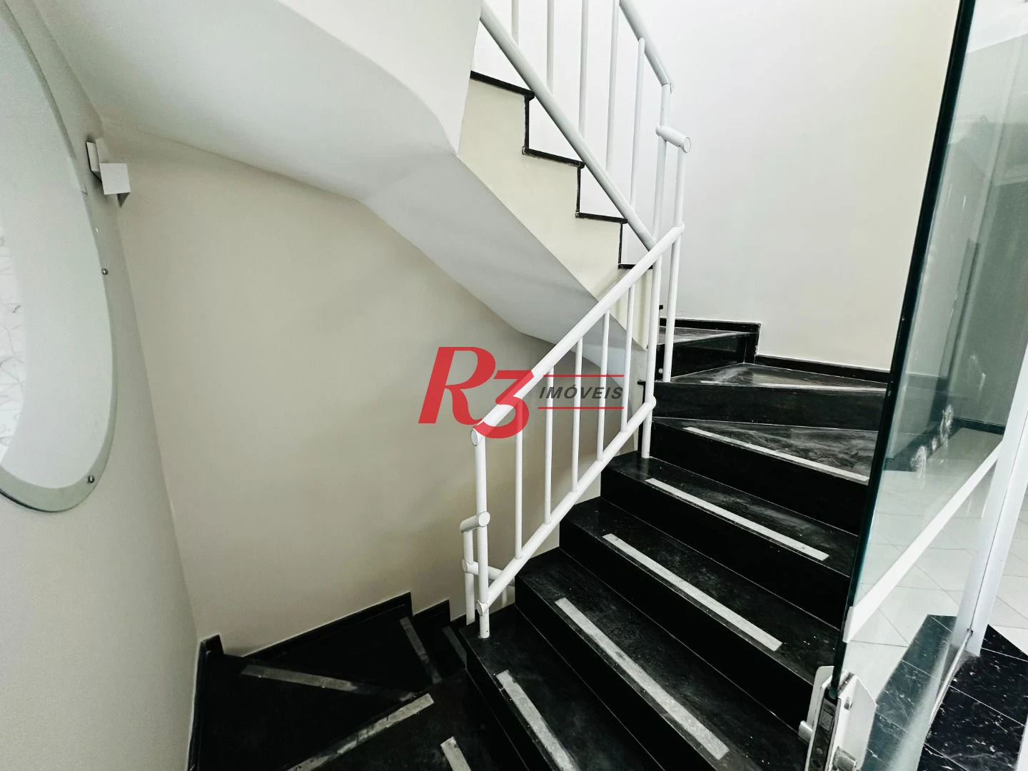 Casa com 5 dormitórios à venda, 400 m² por R$ 1.800.000,00 - Boqueirão - Santos/SP
