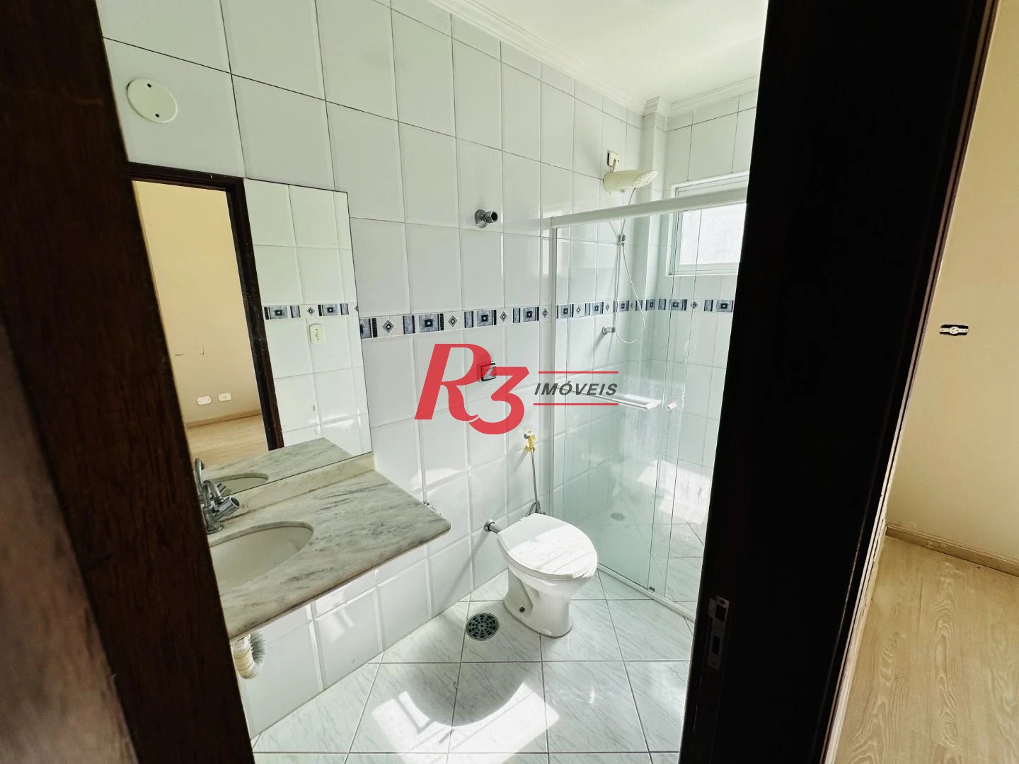 Casa com 5 dormitórios à venda, 400 m² por R$ 1.800.000,00 - Boqueirão - Santos/SP
