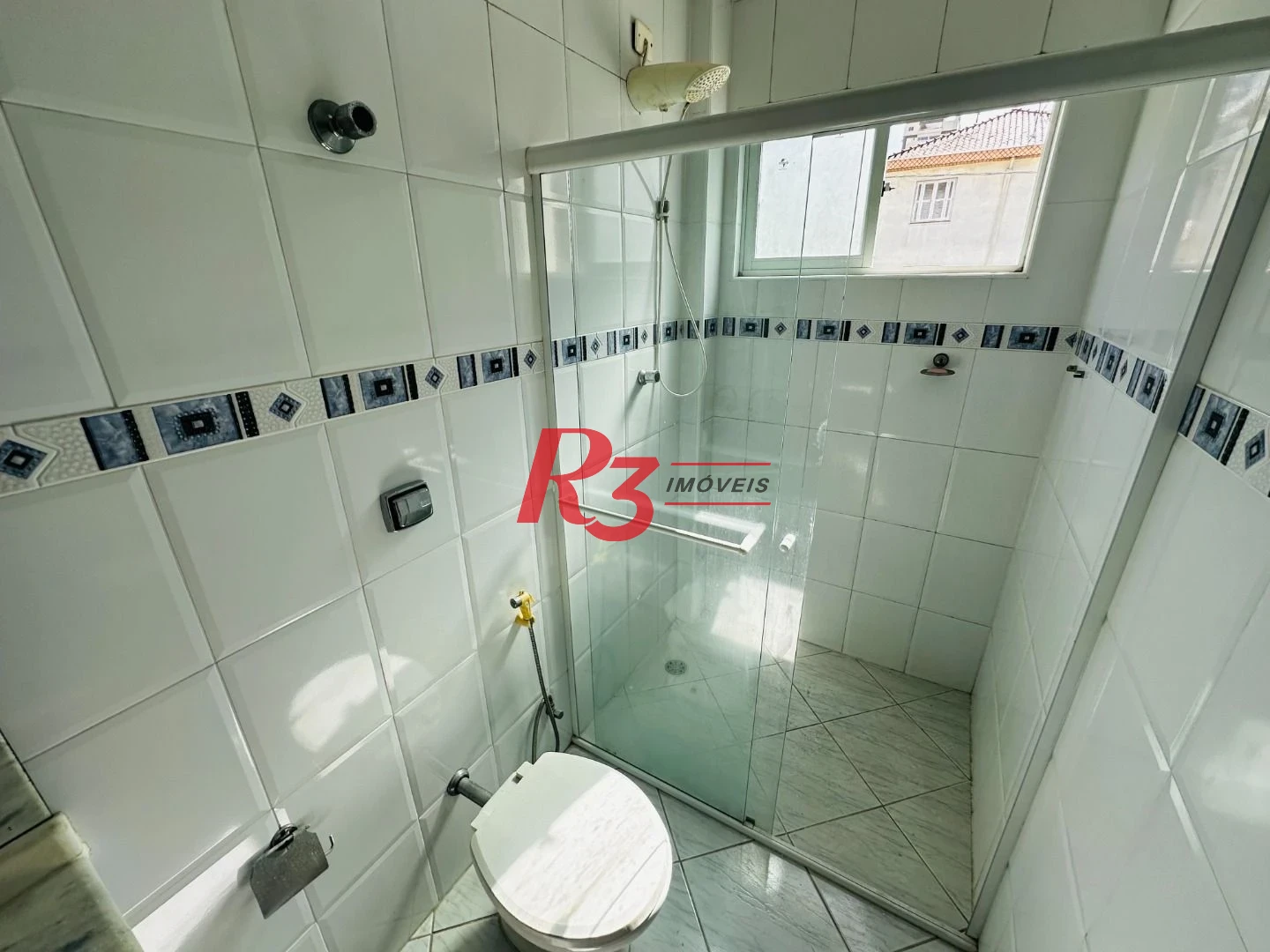 Casa com 5 dormitórios à venda, 400 m² por R$ 1.800.000,00 - Boqueirão - Santos/SP