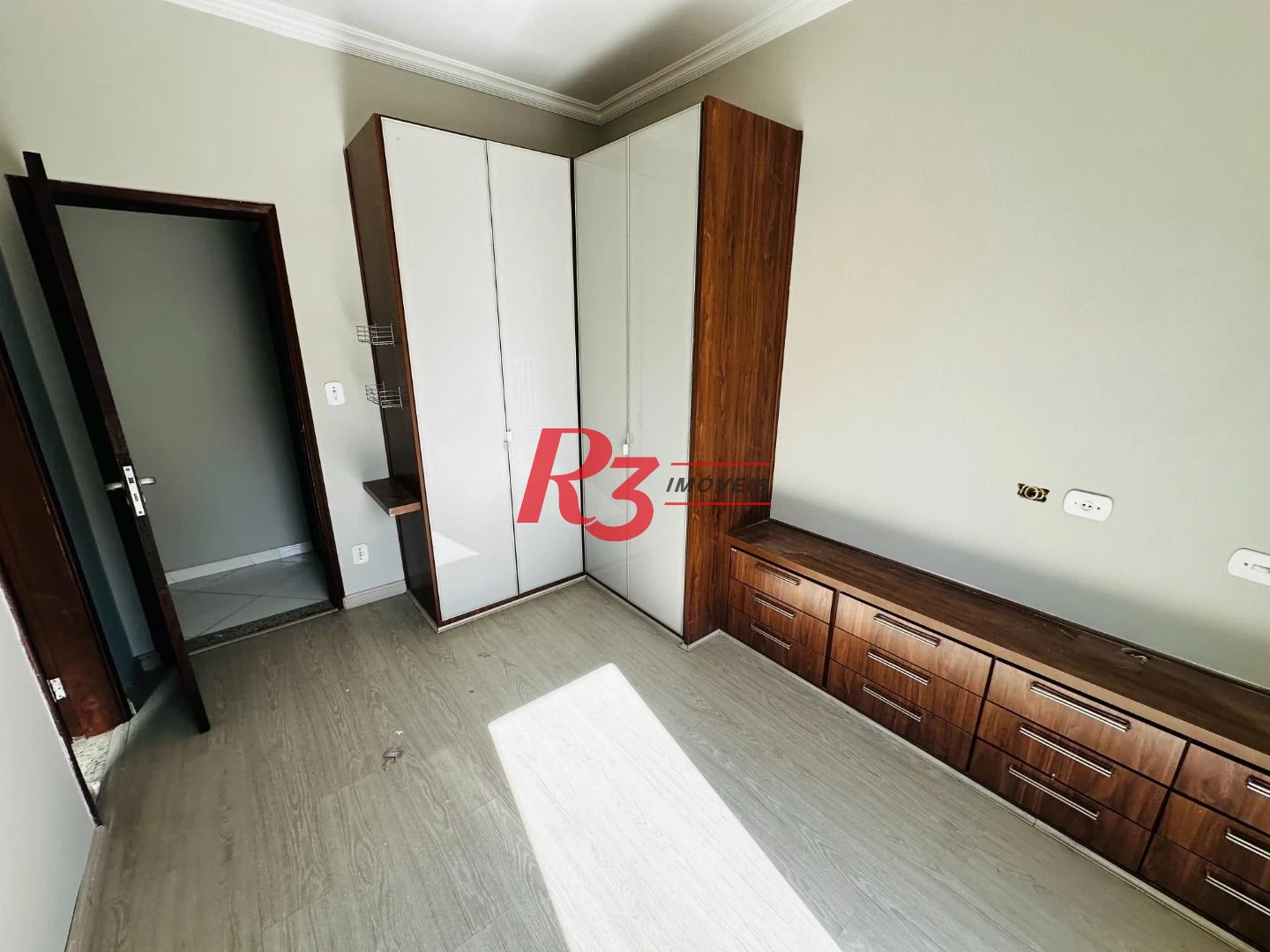 Casa com 5 dormitórios à venda, 400 m² por R$ 1.800.000,00 - Boqueirão - Santos/SP